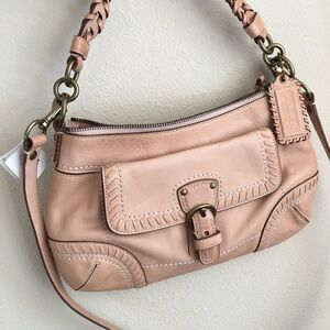 Brand new Coach Elegant Leather Shoulder and crossbody Bag